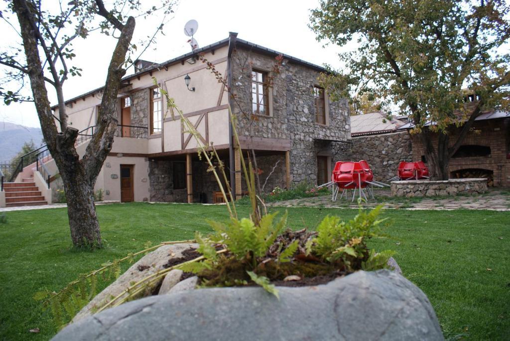 Takht House Dilijan Quarto foto
